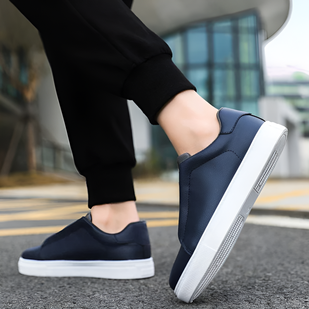 Men's Lightweight Sneakers - Casual Comfort Lace-Up