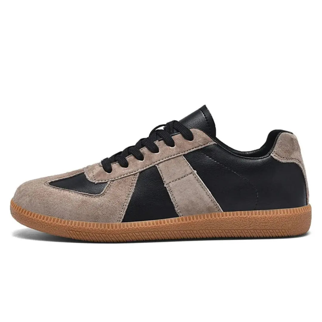 Men's Retro Low-Top Sneakers - Classic Straight Silhouette - Black-Brown