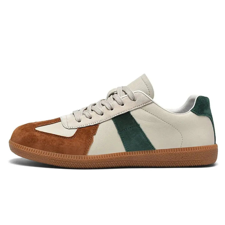 Men's Retro Low-Top Sneakers - Classic Straight Silhouette - Caramel