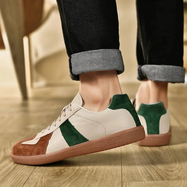 Men's Retro Low-Top Sneakers - Classic Straight Silhouette
