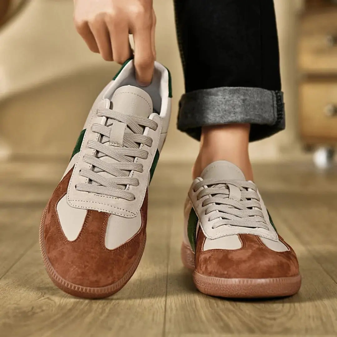 Men's Retro Low-Top Sneakers - Classic Straight Silhouette